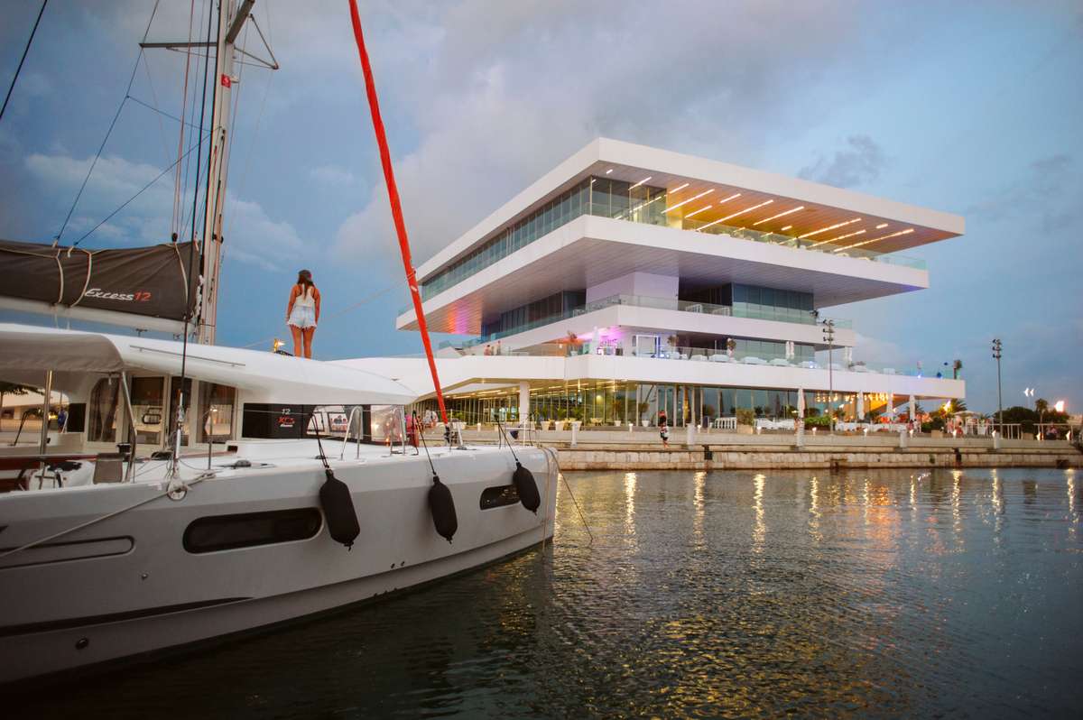 VELES-MARINA-VALENCIA-ATARDECER