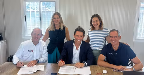 GB1_Official_Handed_Bagnoli_Land_for_Americas_Cup_Base_Construction