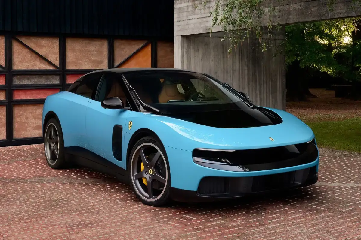 Ferrari Luce