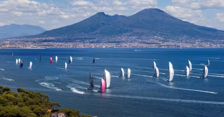 Vesuvius Tre Golfi Sailing Week : Studio Borlenghi